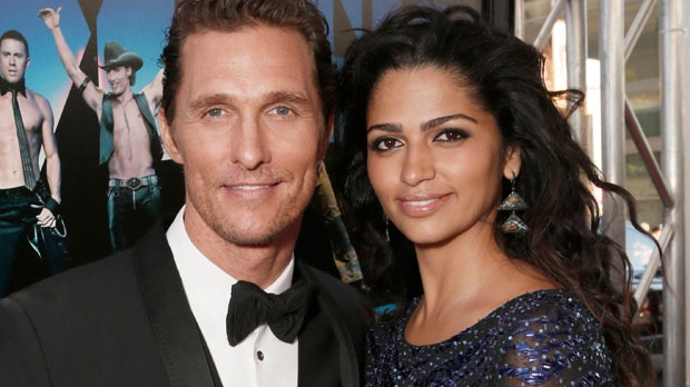 mcconaughey-and-his-wife-alves